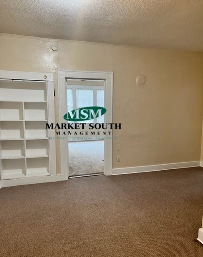 Photo - MIDTOWN APARTMENT