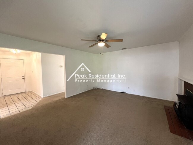 Photo - Very Nice 3bd/1ba House with 2 Car Garage