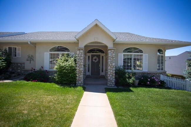 Photo - 1364 Northridge Dr Unit 2