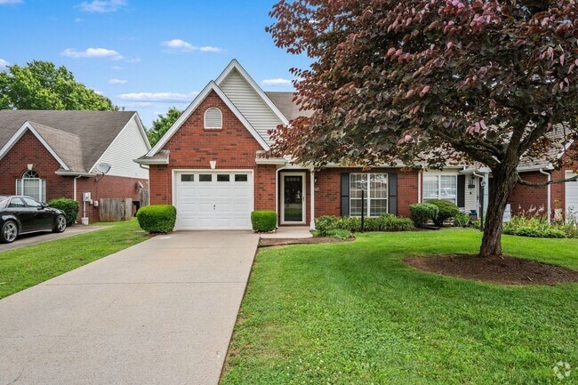 Building Photo - Black Fox Crossing Townhome