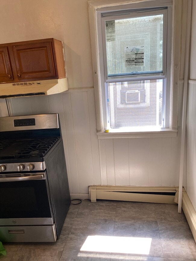Photo - 36 E 28th St