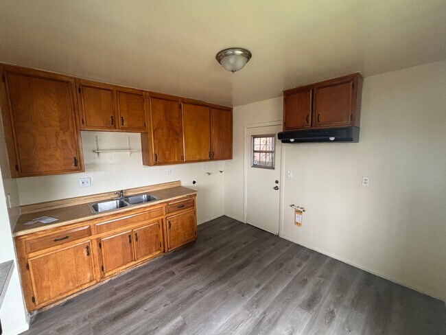 Photo - 8866 Wall St Unit 8866