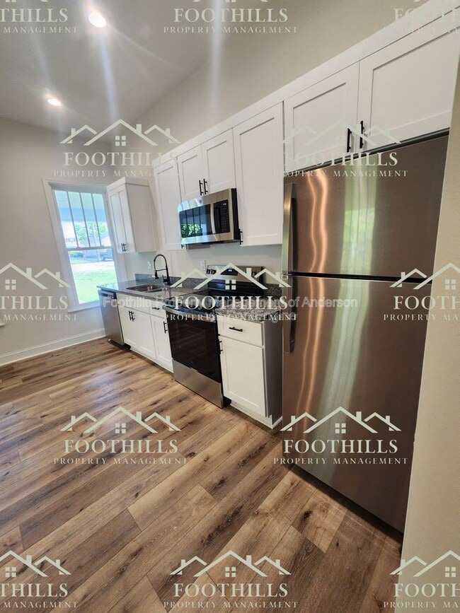 Photo - 111 Anderson Ave