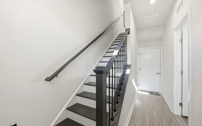 Photo - 703 Sky Bridge Dr
