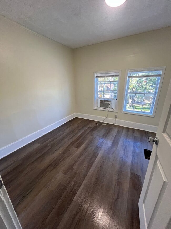 Photo - 425 Gibson Ave