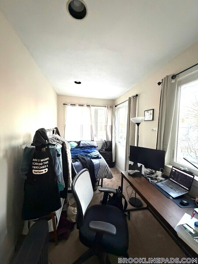 Photo - 39 St Paul St Unit 2