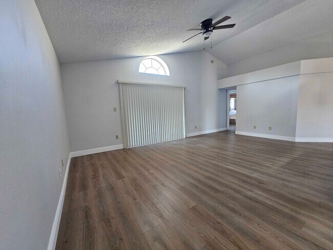 Photo - Stylish 3-Bedroom Retreat with Open Living & Split Floor Plan in Orlando!