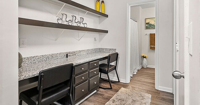 Built-In-Desk-01-Wilmington-Commons-Wilmington-NC - Wilmington Commons Apartments