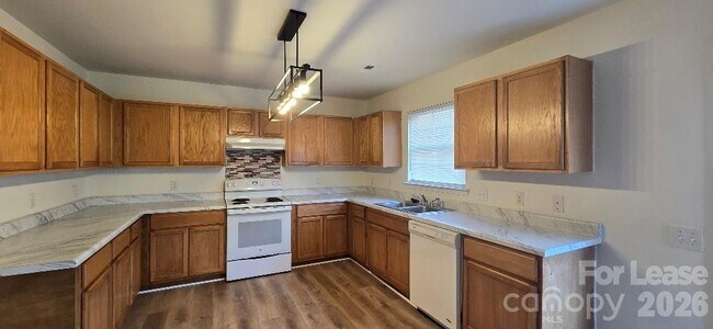 Photo - 5320 Peach Pl Ln