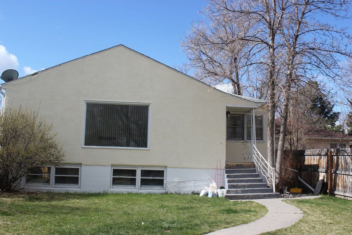 Chappell Tri-Plex - Chappell Tri-Plex Unit #B