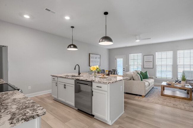 Photo - Bellingham Park Townhomes - IMMEDIATE MOVE IN