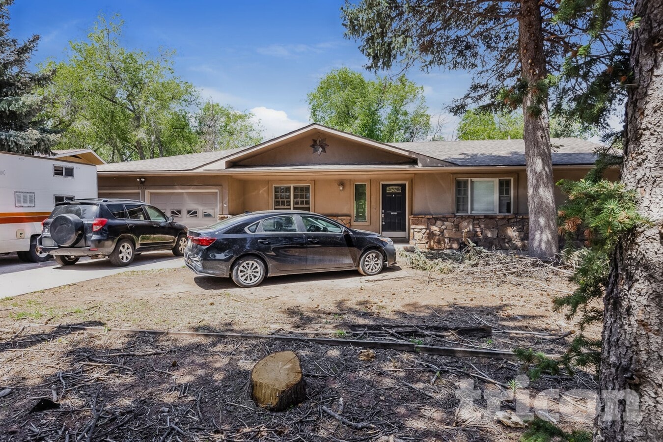 Photo - 2212 Woodburn St