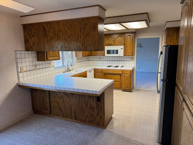 Photo - 1118 Palo Alto Way