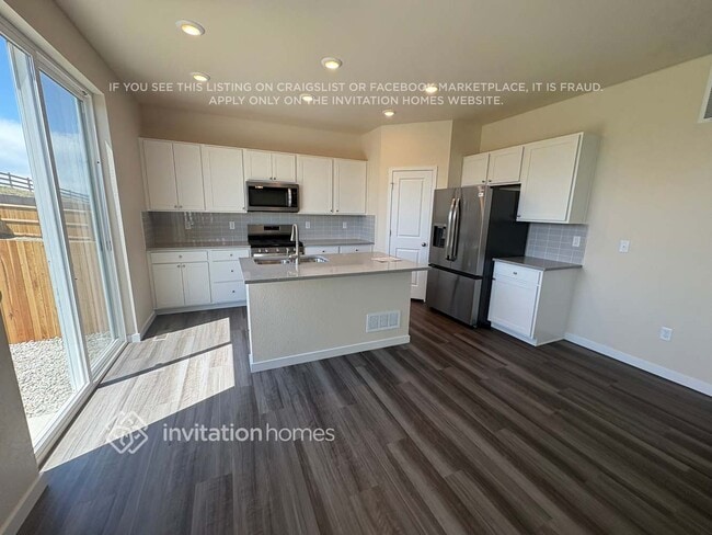 Photo - 462 Elbert St