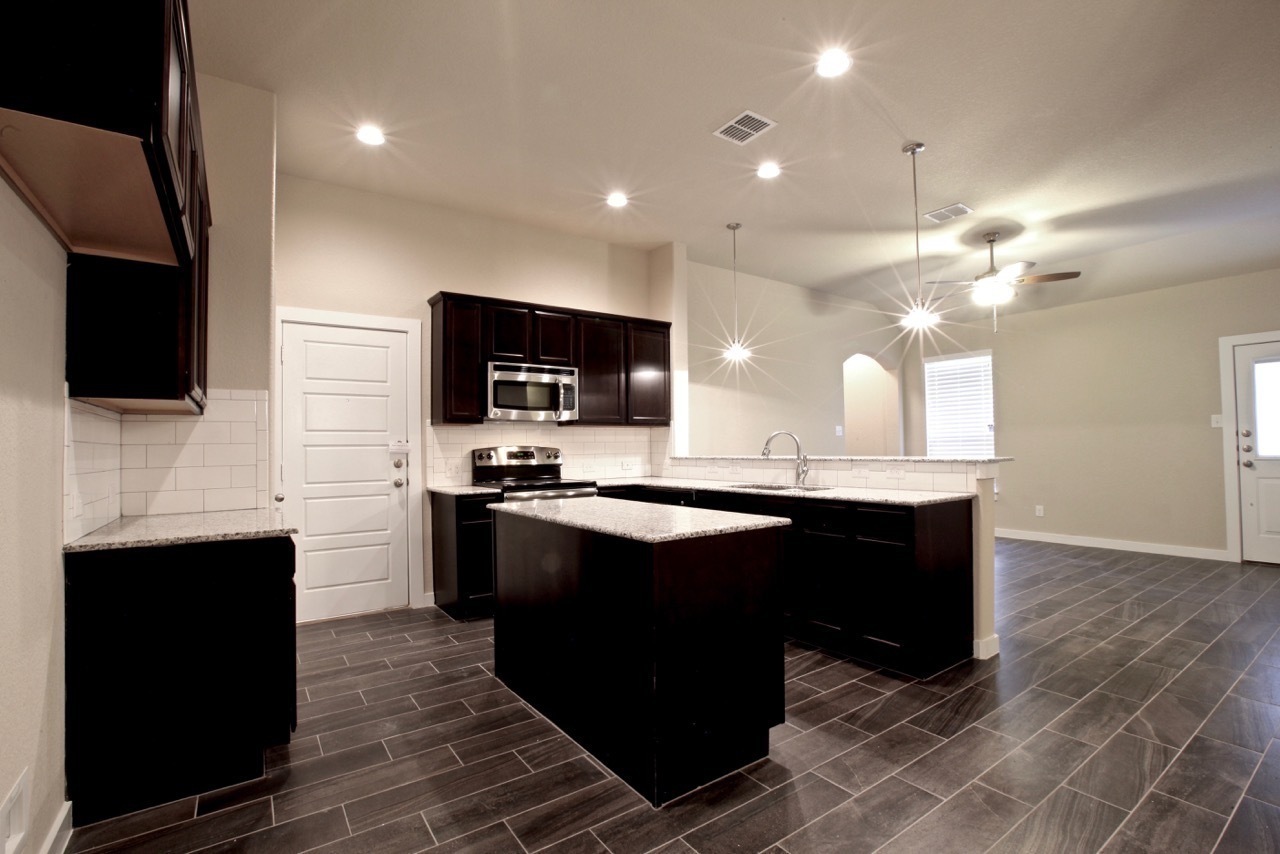 LUXURY 2 STORY DUPLEX LOCATED IN MIDLOTHIA... - LUXURY 2 STORY DUPLEX LOCATED IN MIDLOTHIA... Townhome