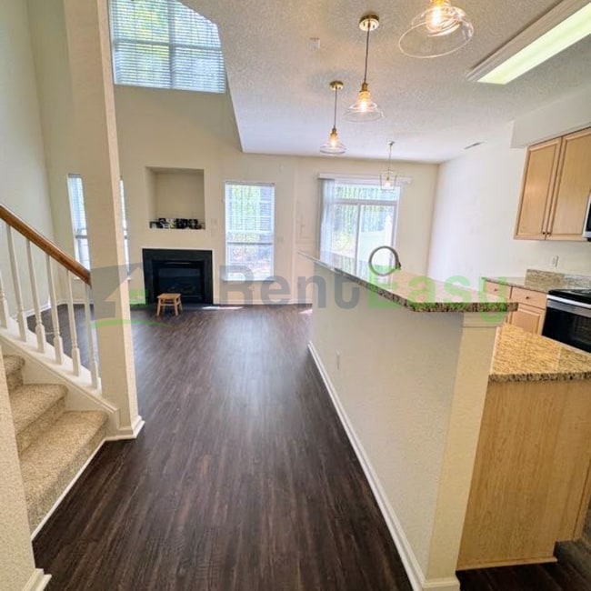 Photo - 5006 Prestwick St