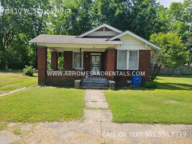 1410 W 10th St. | $895 | 3 beds, 1 bath - 1410 W 10th St. | $895 | 3 beds, 1 bath House