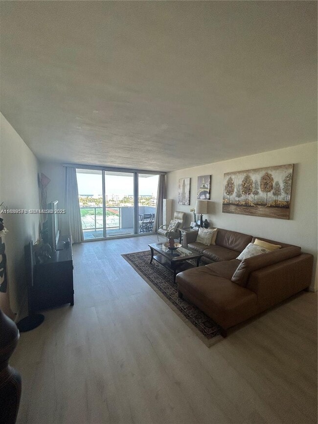 Photo - 1200 West Ave Unit 1008