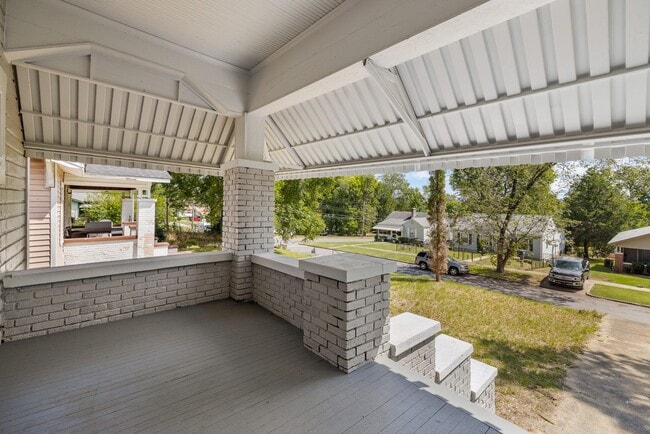 Photo - 1520 34th Ave N