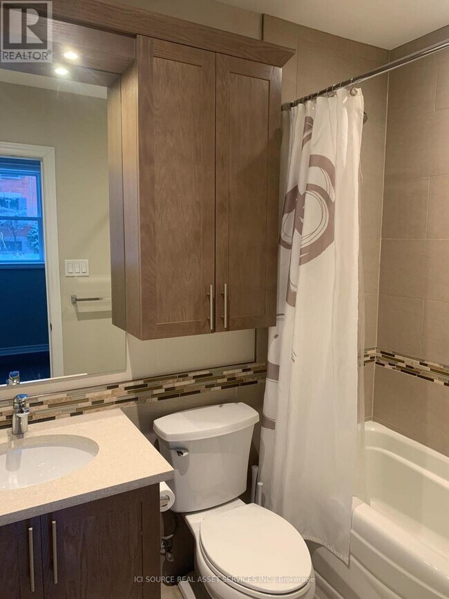 Photo - 173 Russell Ave