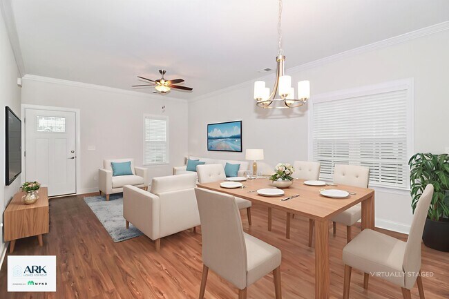 203 Highlands Glen
