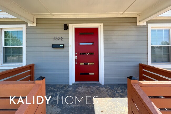 Photo - 1338 South Dr