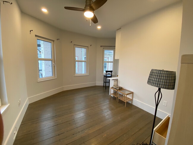 Photo - 2 Buckley Ave