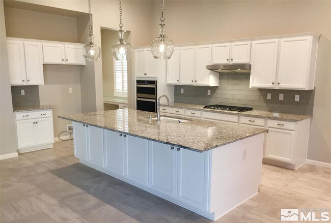 Photo - 9485 Hawkshead Rd