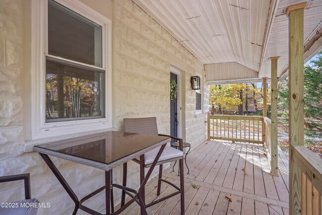 Photo - 400 S 1st Ave