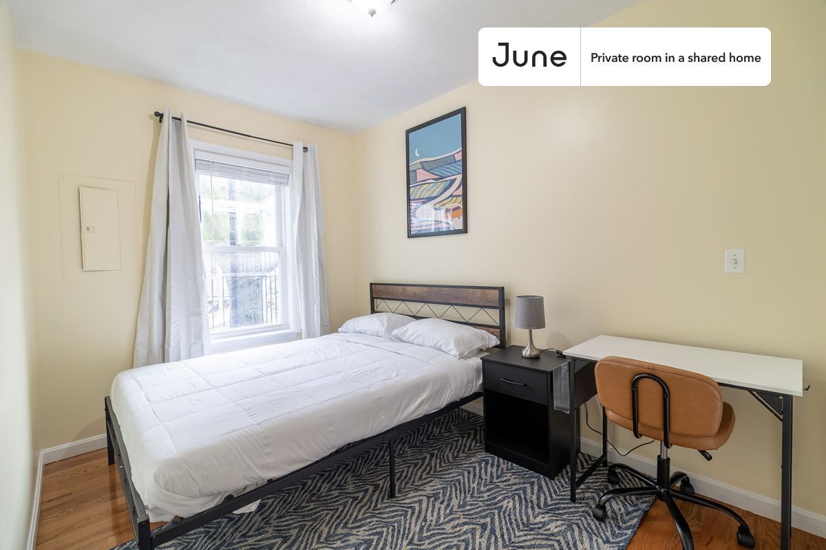 Private bedroom in 3 bed/2 bath Home - Private bedroom in 3 bed/2 bath Home