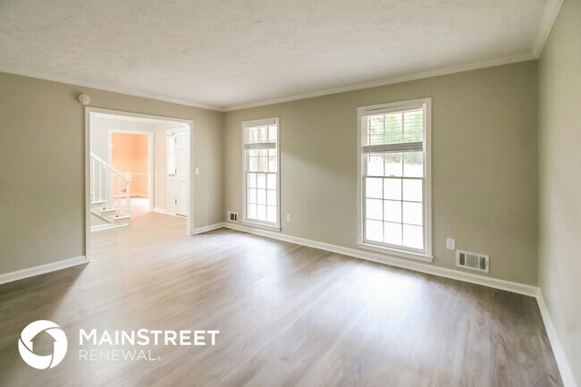 Photo - 110 Wilmington Ln