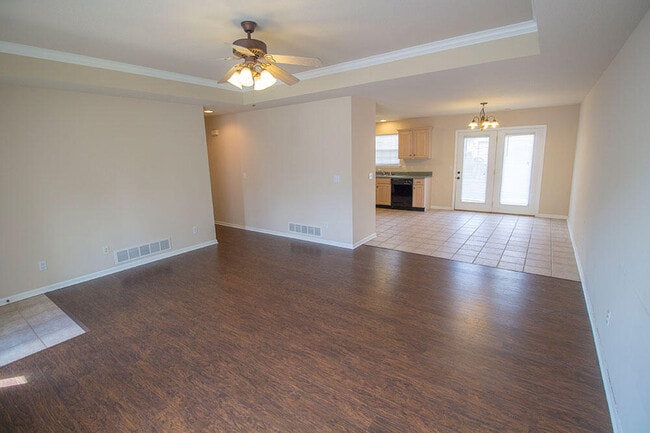 Photo - 1871 Harmony St