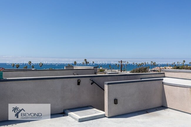Building Photo - ****  OCEAN VIEWS -3 STORY- RETREAT- ROOF ... Rental