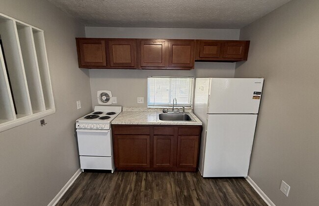 Photo - 3033 Clifton Ave Unit 3033-03
