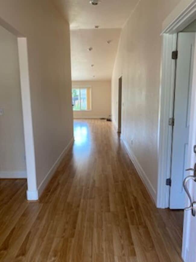 Photo - NW Redmond on a huge lot!