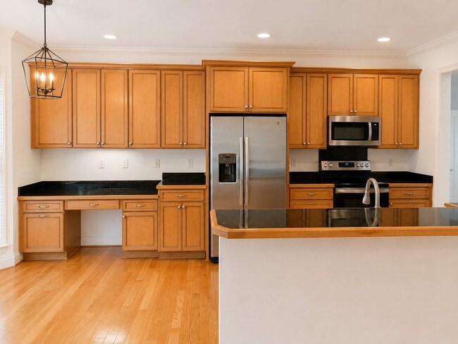 112 Clairewood Ct