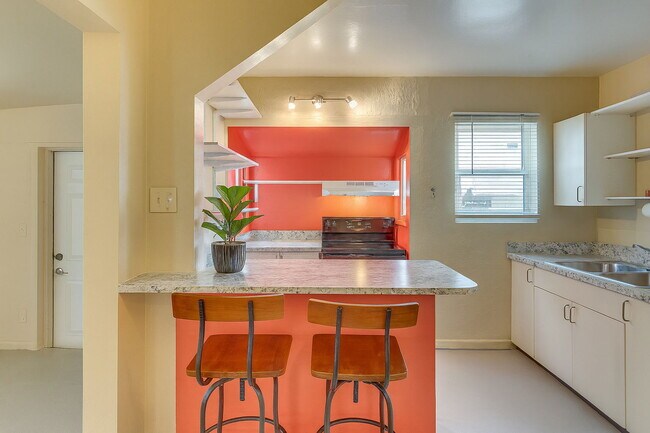 Photo - 1935 Taylor St