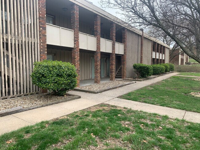 Crown Point Apartments