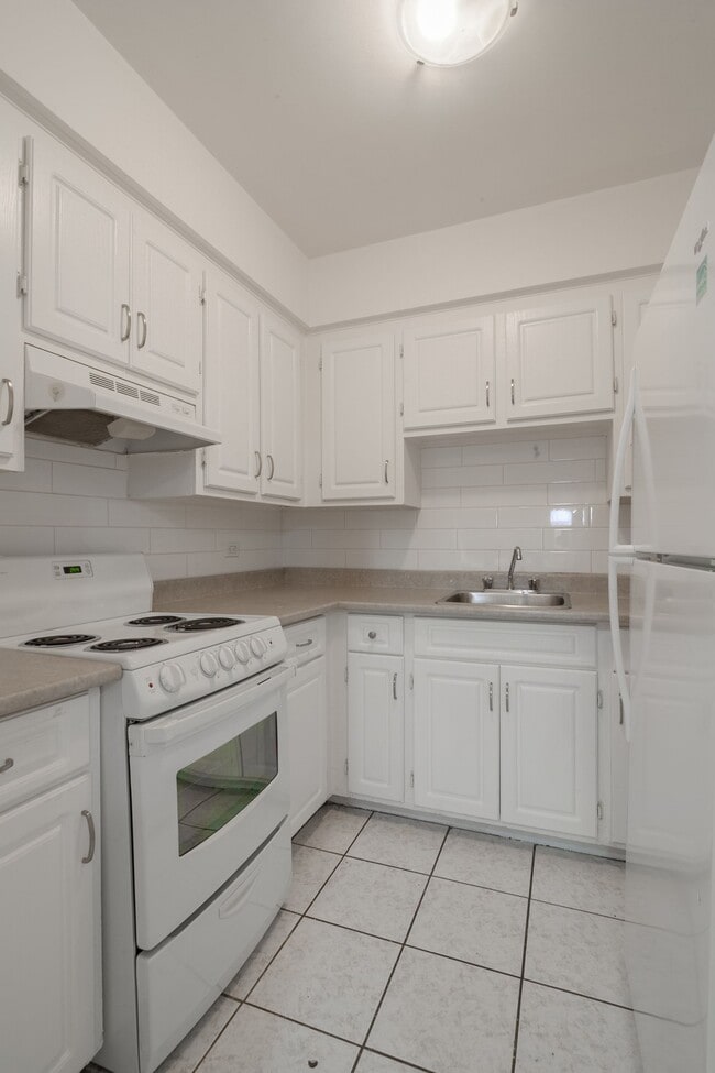 Photo - 2400 Av. Van Horne Unité 201