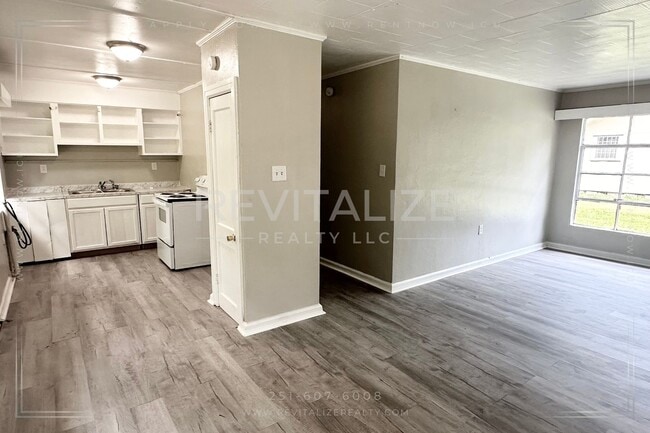 Building Photo - 2 Bed / 1 Bath in Mobile, AL! Rental