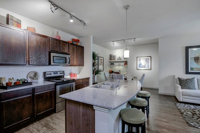 Summercrest Burleson Apartments