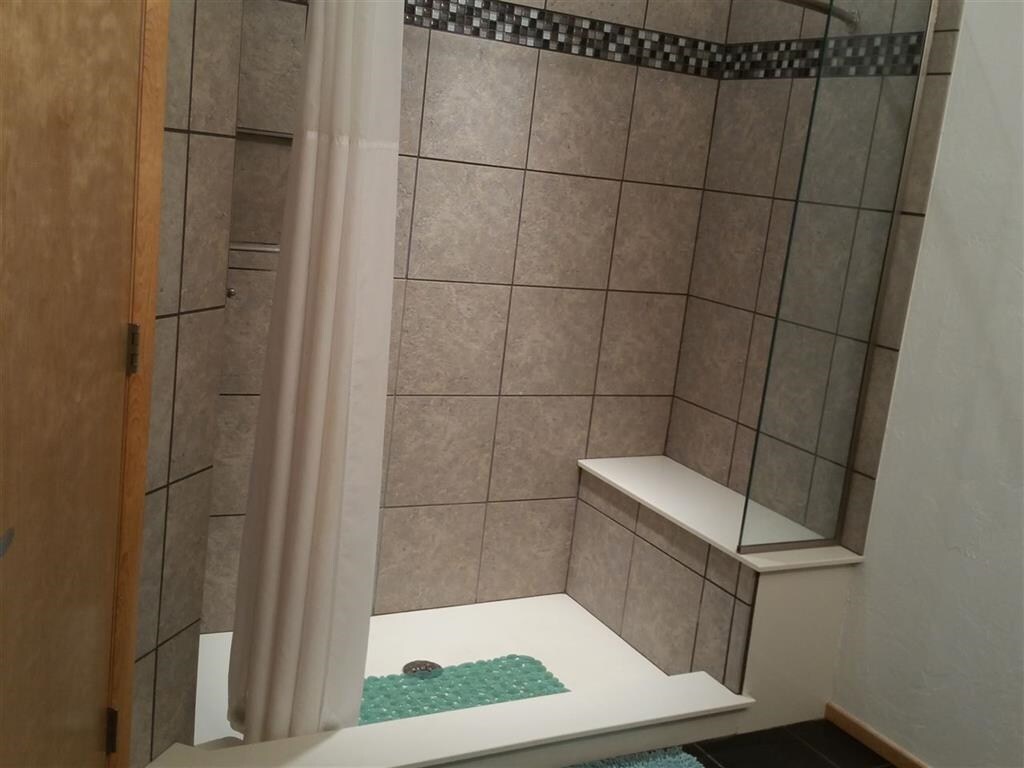 Photo - Knox Apartments