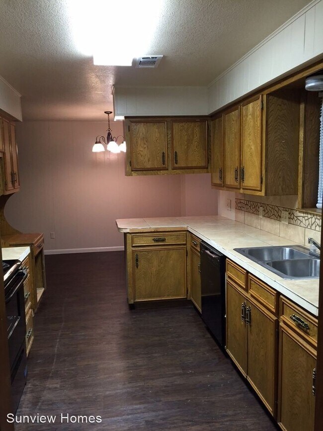 Photo - 3 br, 2 bath House - 211 S McKinley Ave