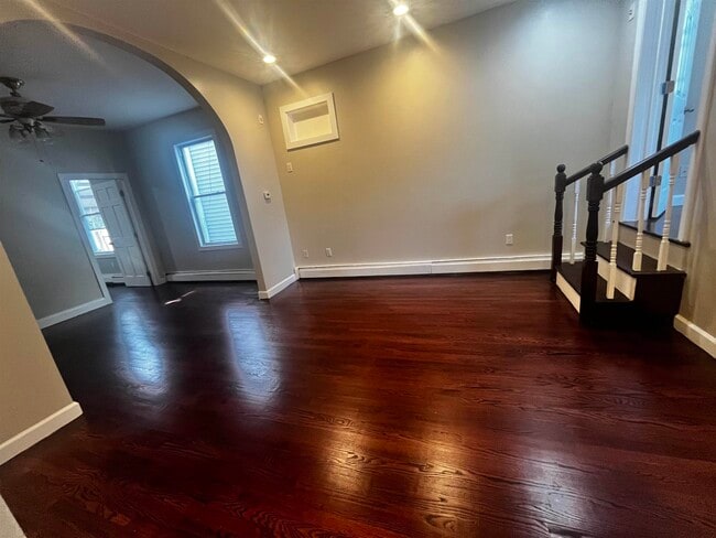 Photo - 633 37th St Unidad 1