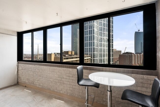 Photo - 6 Whittier Pl Unidad 12M