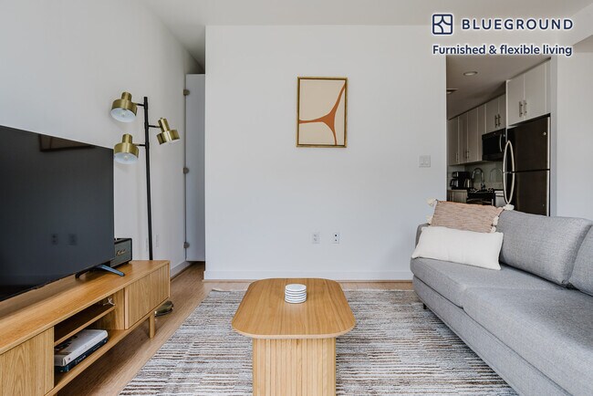 Photo - 825 10th St NW Unidad FL9-ID997