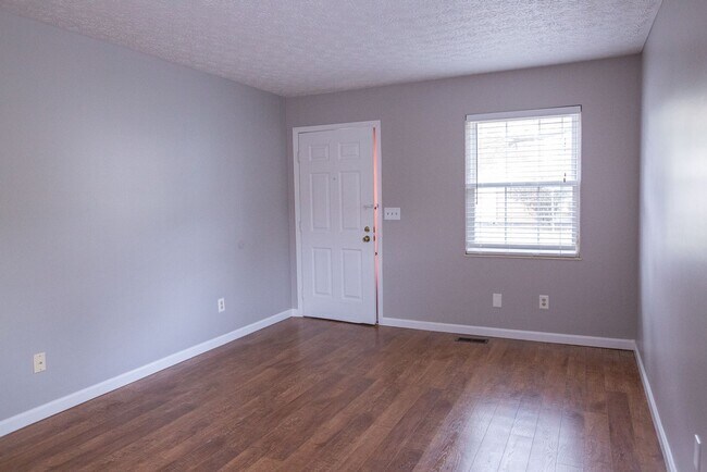 Photo - Rental - 4858 Lady Jane Avenue