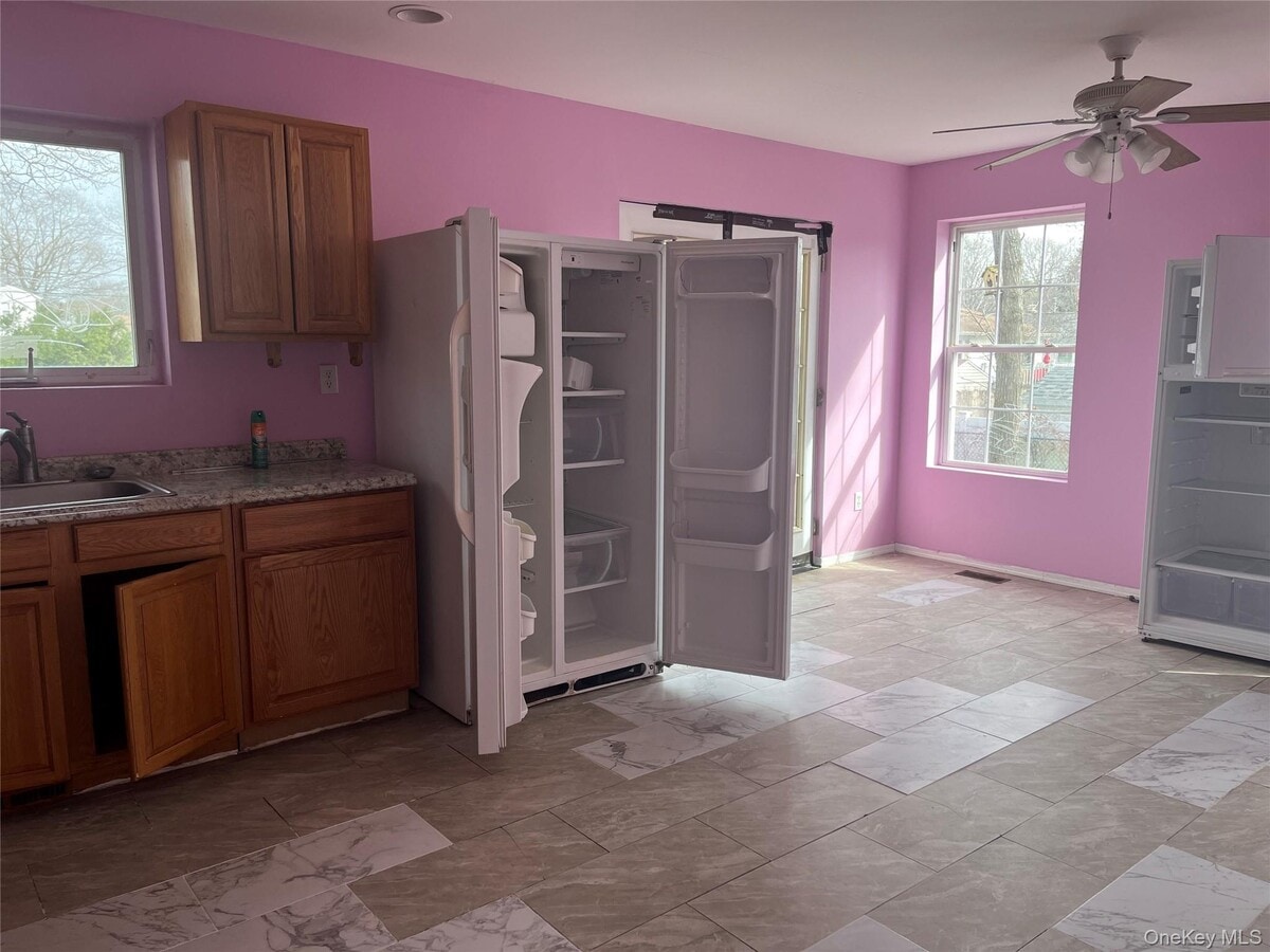 Photo - 301 William Floyd Pkwy