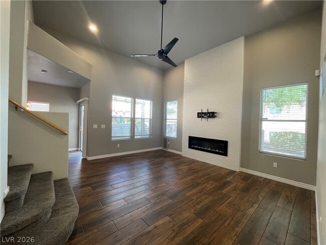 Photo - 10516 India Hawthorn Ave