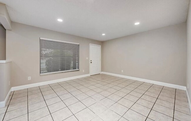 Photo - 5485 Decatur St Unit Decatur 5485